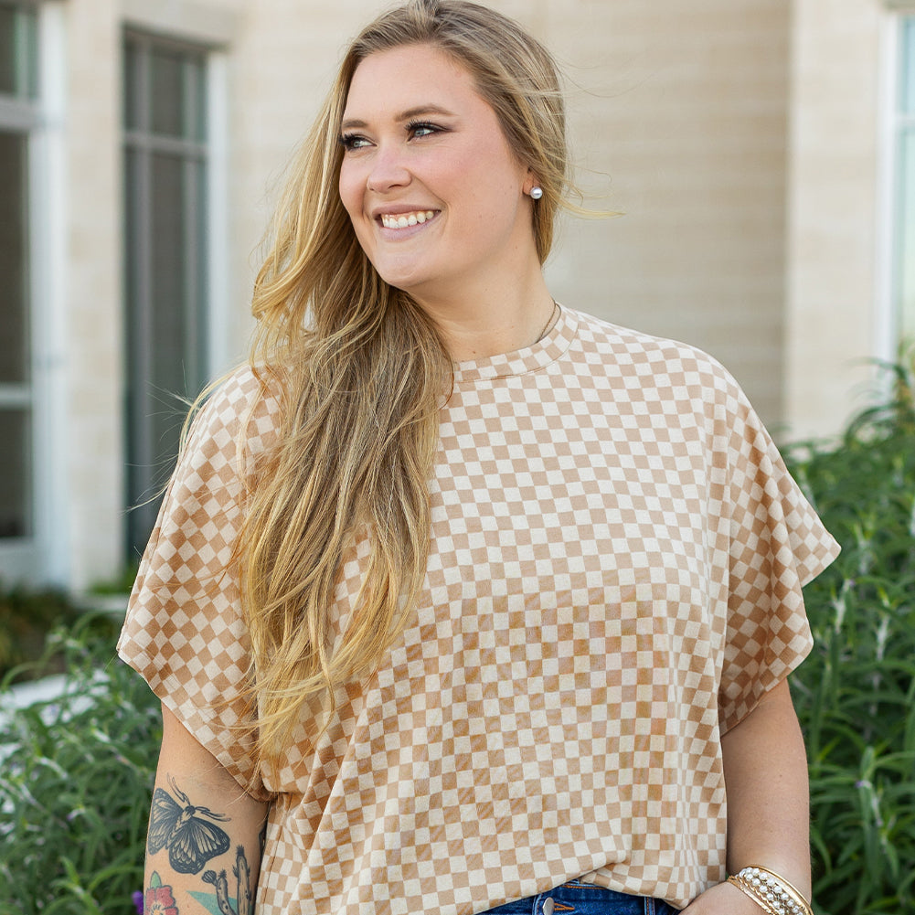 Khaki Checkerboard Short Batwing Sleeve Round Neck Plus Size Top