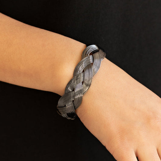 Woven Wonder - Black
